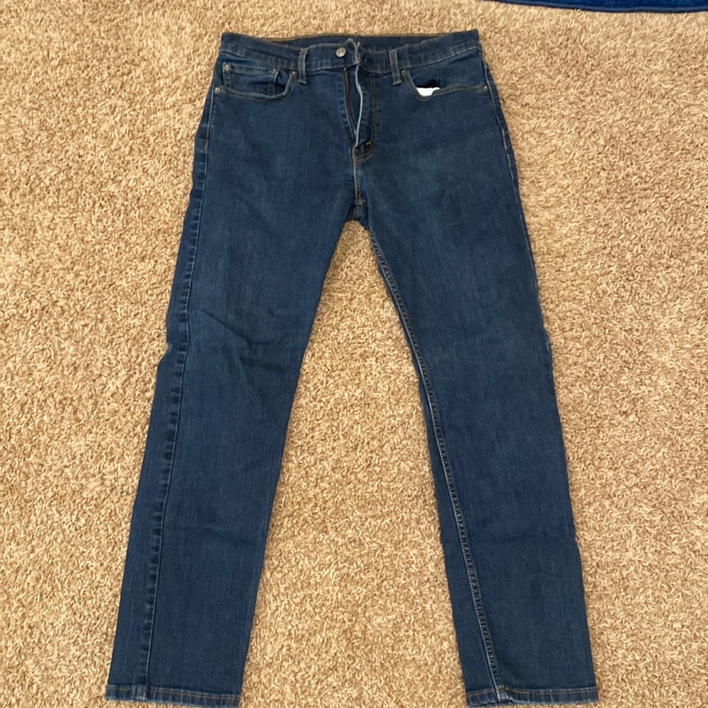Levi jeans - 34w x 32length